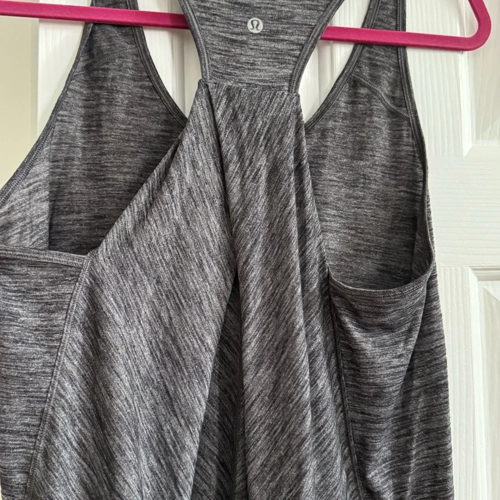 Lululemon Essential Tank Size